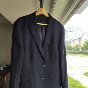DKNY Sportcoat/Blazer; 40R; Relaxed Fit; Navy with Burgundy Check